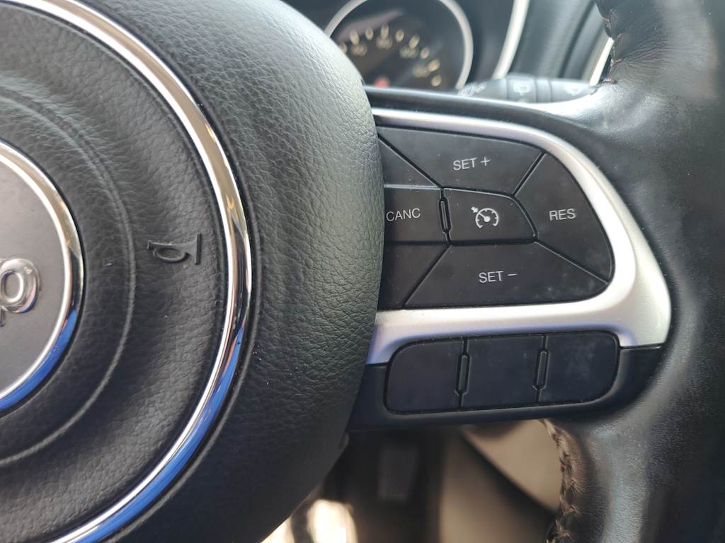 Thumbnail: 2019 Jeep Compass - 19