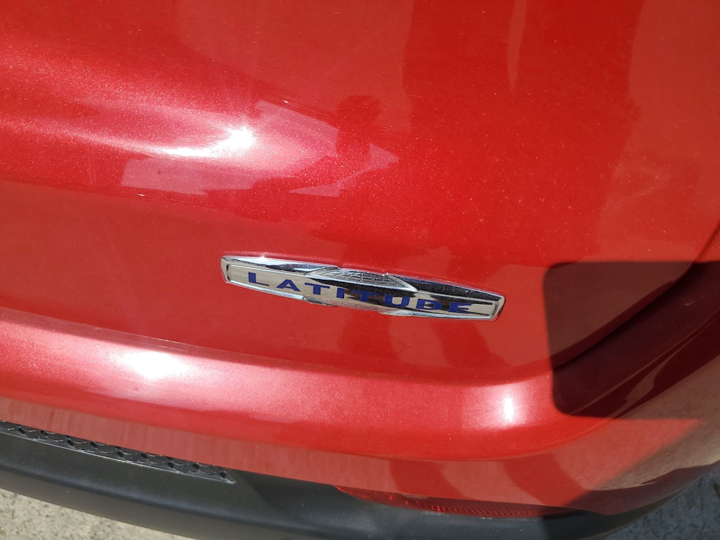 Thumbnail: 2019 Jeep Compass - 18
