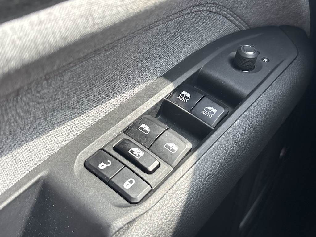 Thumbnail: 2024 Jeep Compass - 28