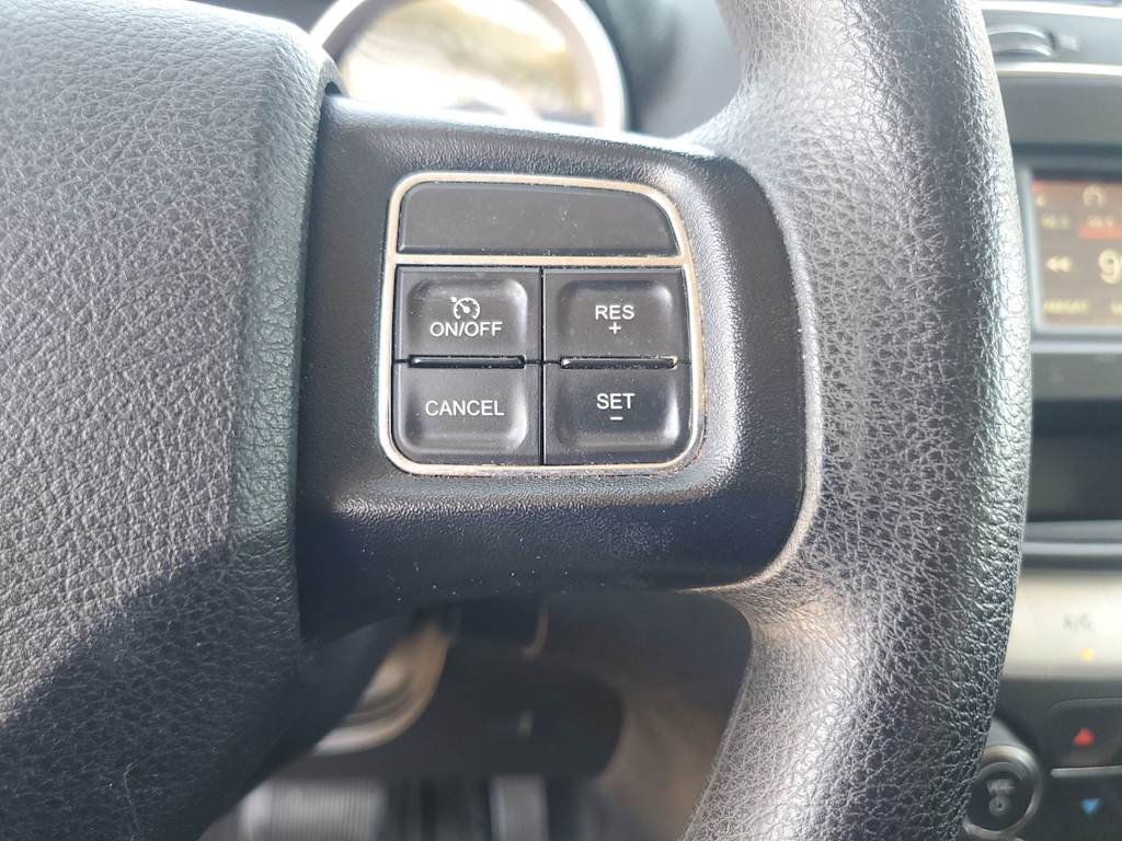 Thumbnail: 2015 Dodge Journey - 17