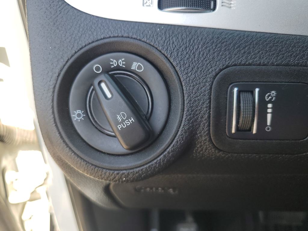 Thumbnail: 2015 Dodge Journey - 18