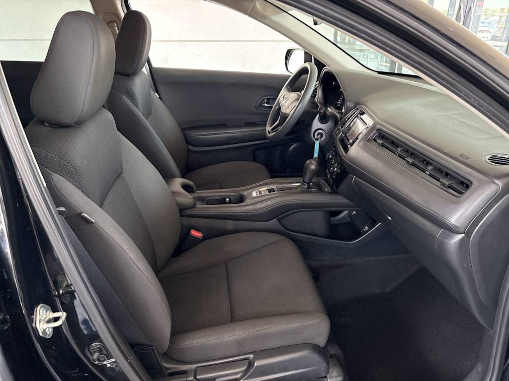 Thumbnail: 2019 Honda HR-V - 10