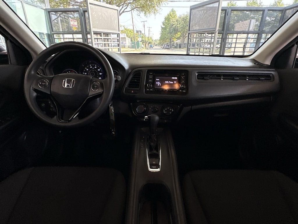 Thumbnail: 2019 Honda HR-V - 8