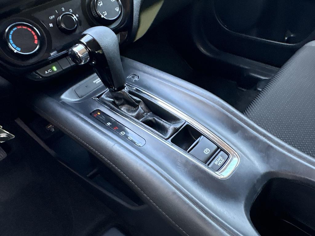 Thumbnail: 2021 Honda HR-V - 16