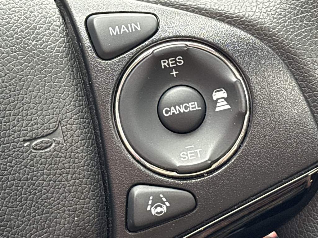 2020 Honda HR-V EX 32