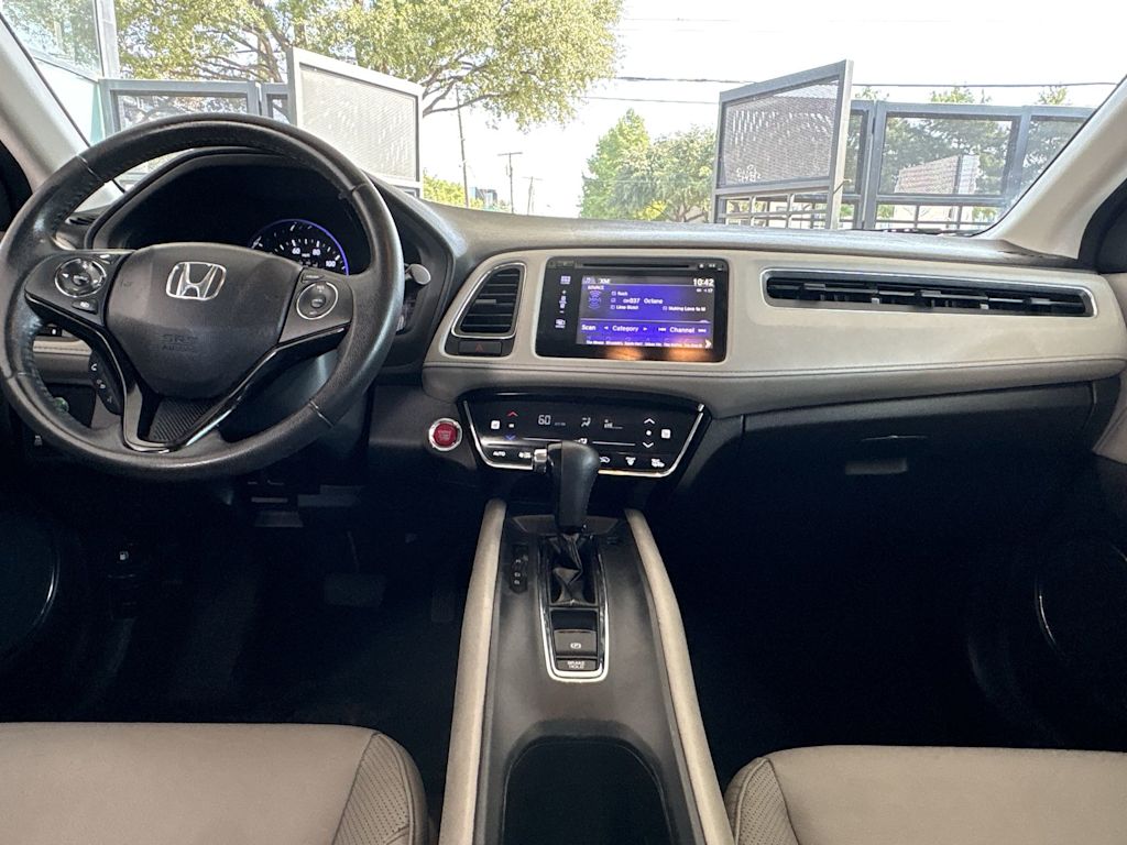 Thumbnail: 2016 Honda HR-V - 9