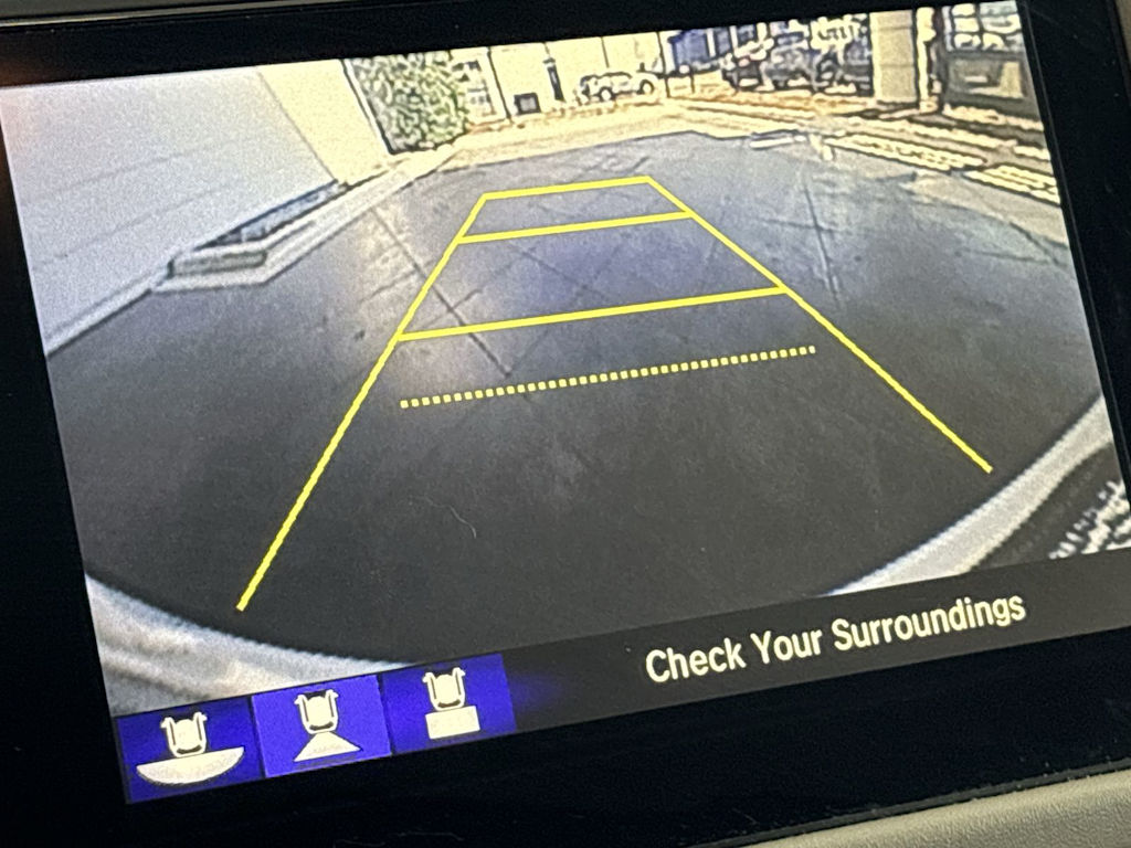 Thumbnail: 2016 Honda HR-V - 15