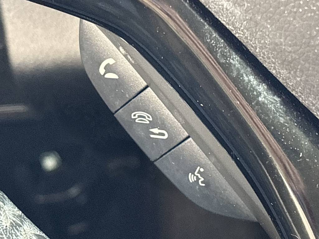 Thumbnail: 2016 Honda HR-V - 28