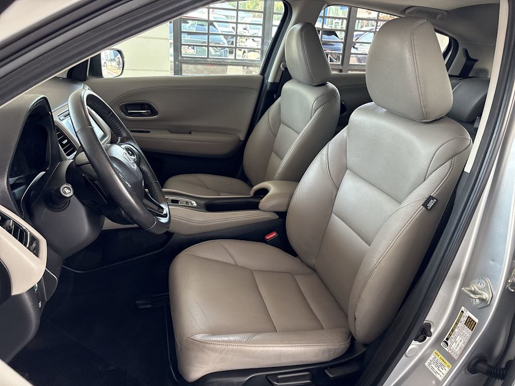 Thumbnail: 2016 Honda HR-V - 10