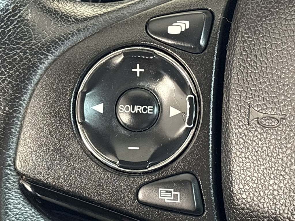 Thumbnail: 2016 Honda HR-V - 31