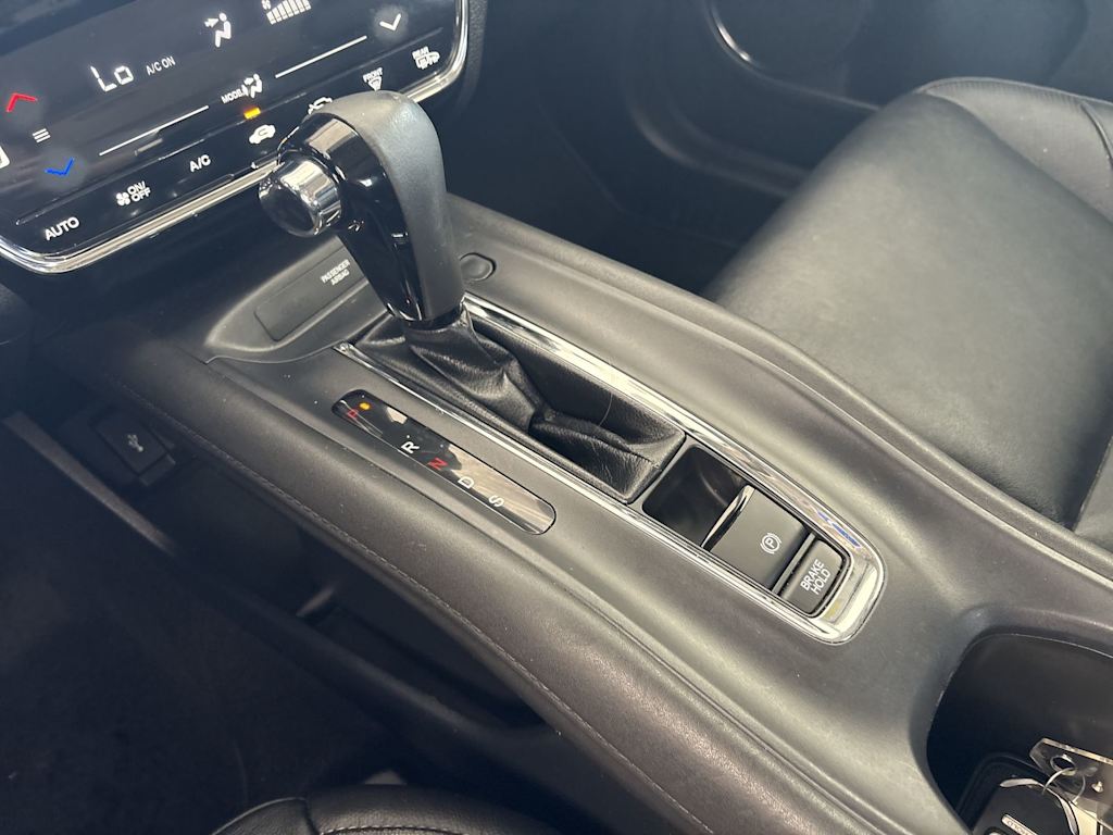 Thumbnail: 2018 Honda HR-V - 16