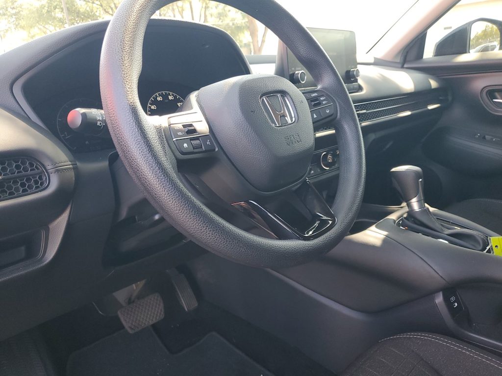 Thumbnail: 2025 Honda HR-V - 2