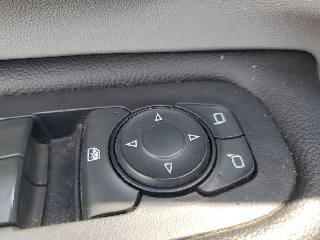 Thumbnail: 2020 GMC Terrain - 27