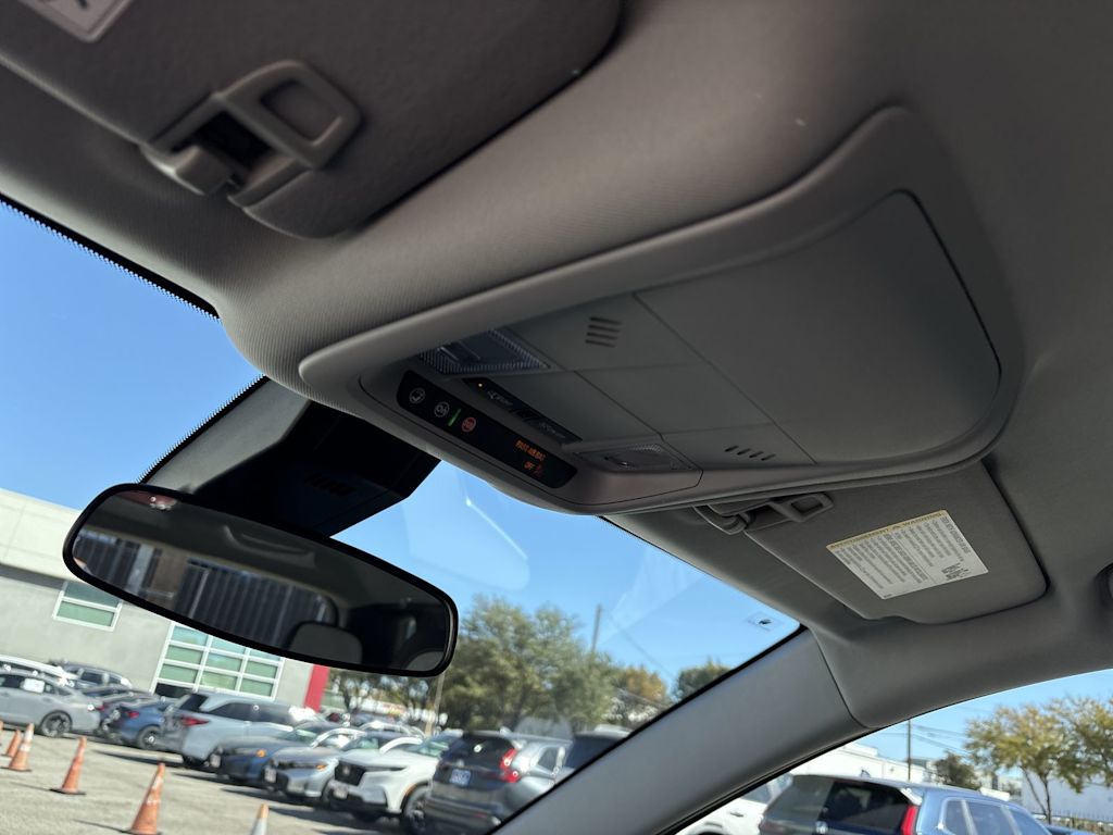 Thumbnail: 2023 Chevrolet Equinox - 30