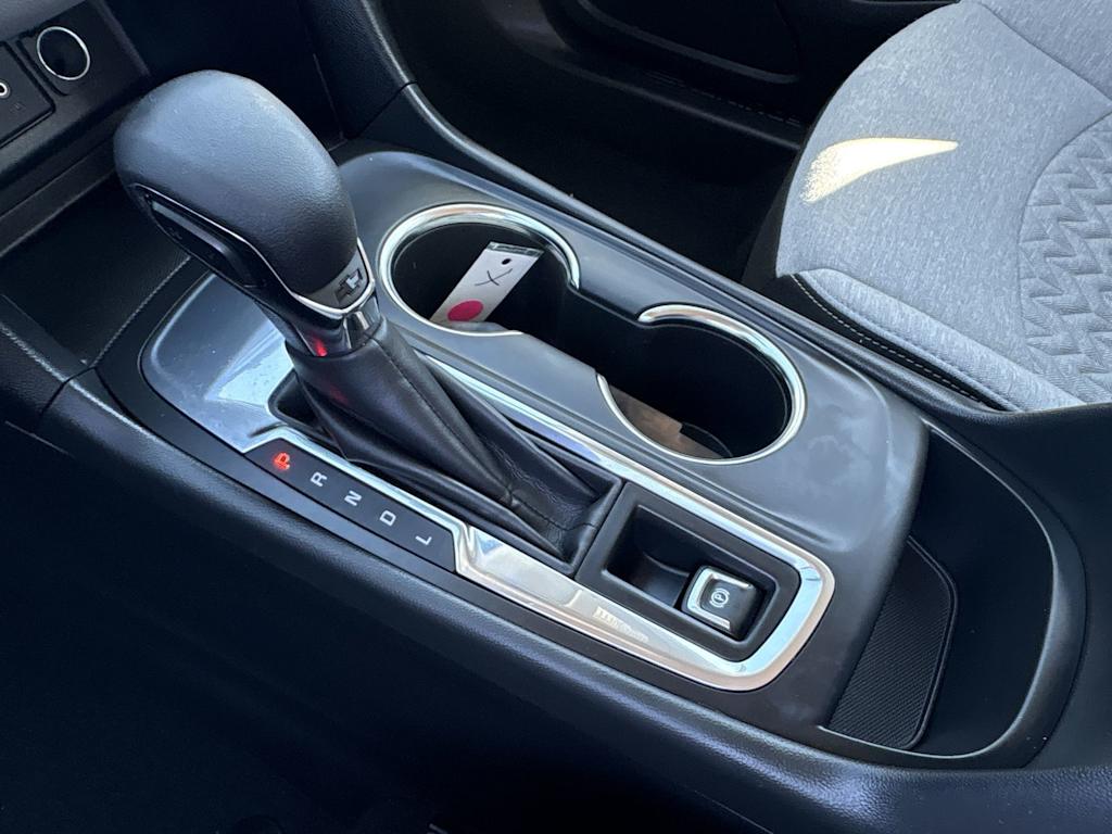 Thumbnail: 2023 Chevrolet Equinox - 16