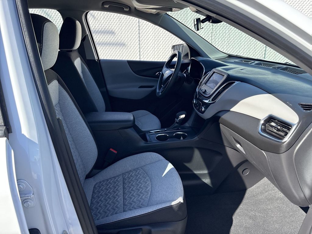 Thumbnail: 2023 Chevrolet Equinox - 11