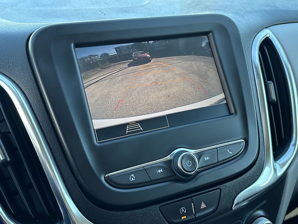 Thumbnail: 2023 Chevrolet Equinox - 25