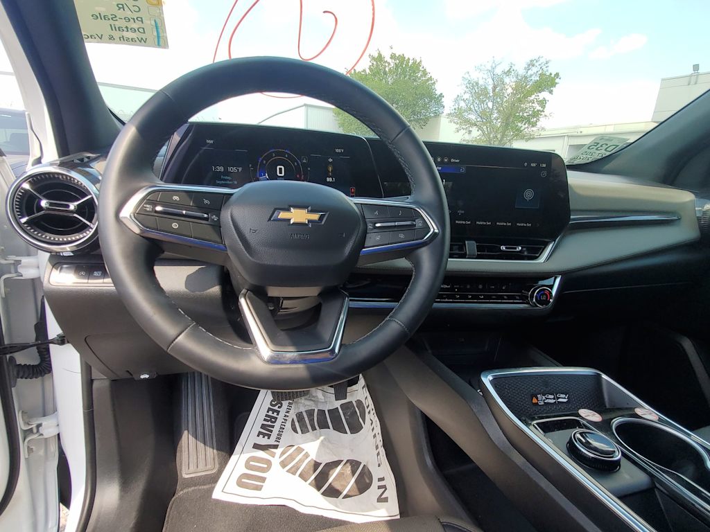 Thumbnail: 2026 Chevrolet Equinox - 9