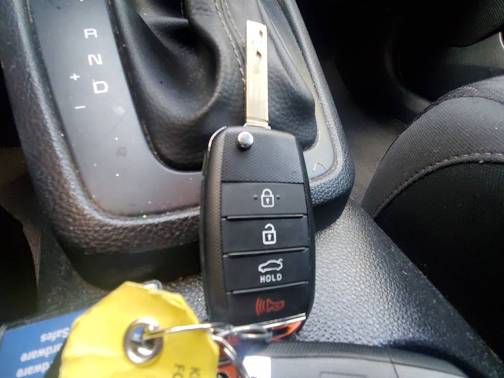 Thumbnail: 2023 Kia Rio - 27