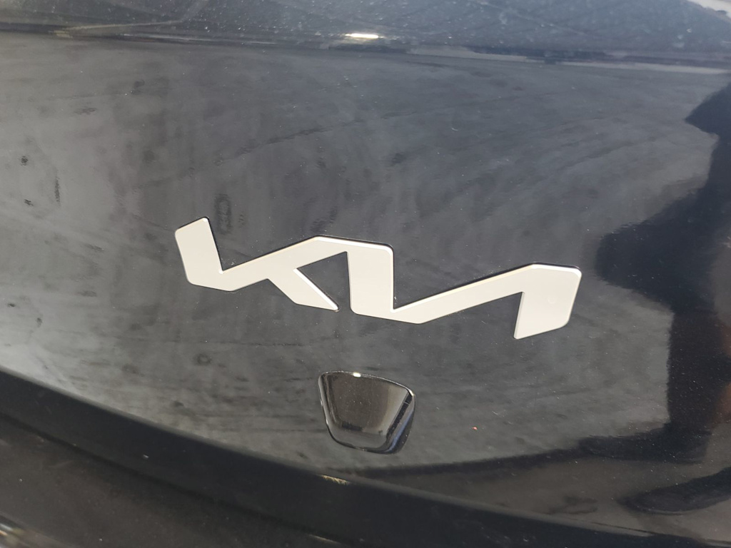Thumbnail: 2023 Kia Rio - 19