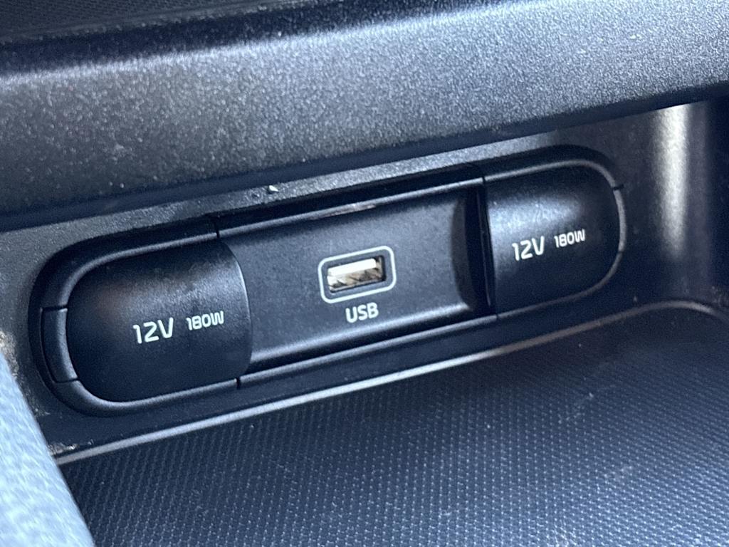 Thumbnail: 2023 Kia Forte - 25