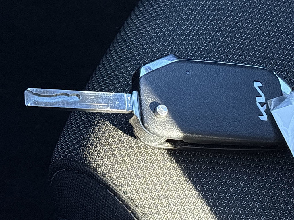 Thumbnail: 2023 Kia Forte - 19