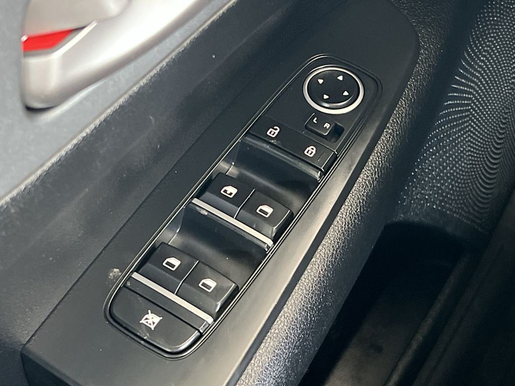 Thumbnail: 2019 Kia Forte - 28