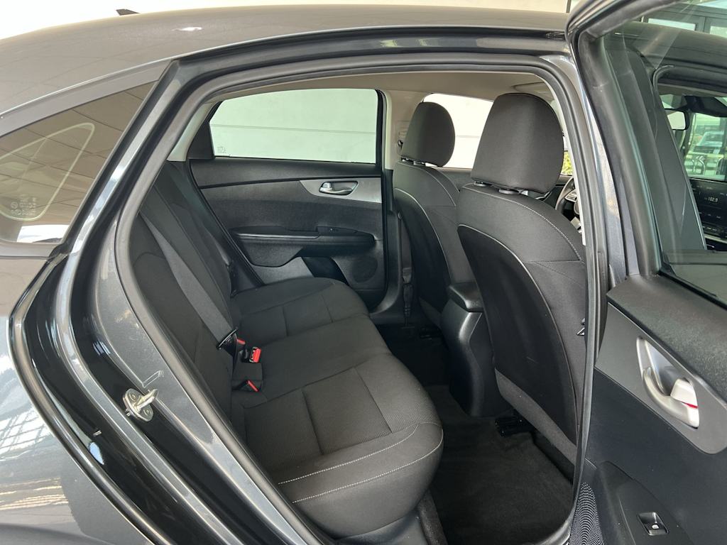 Thumbnail: 2019 Kia Forte - 22