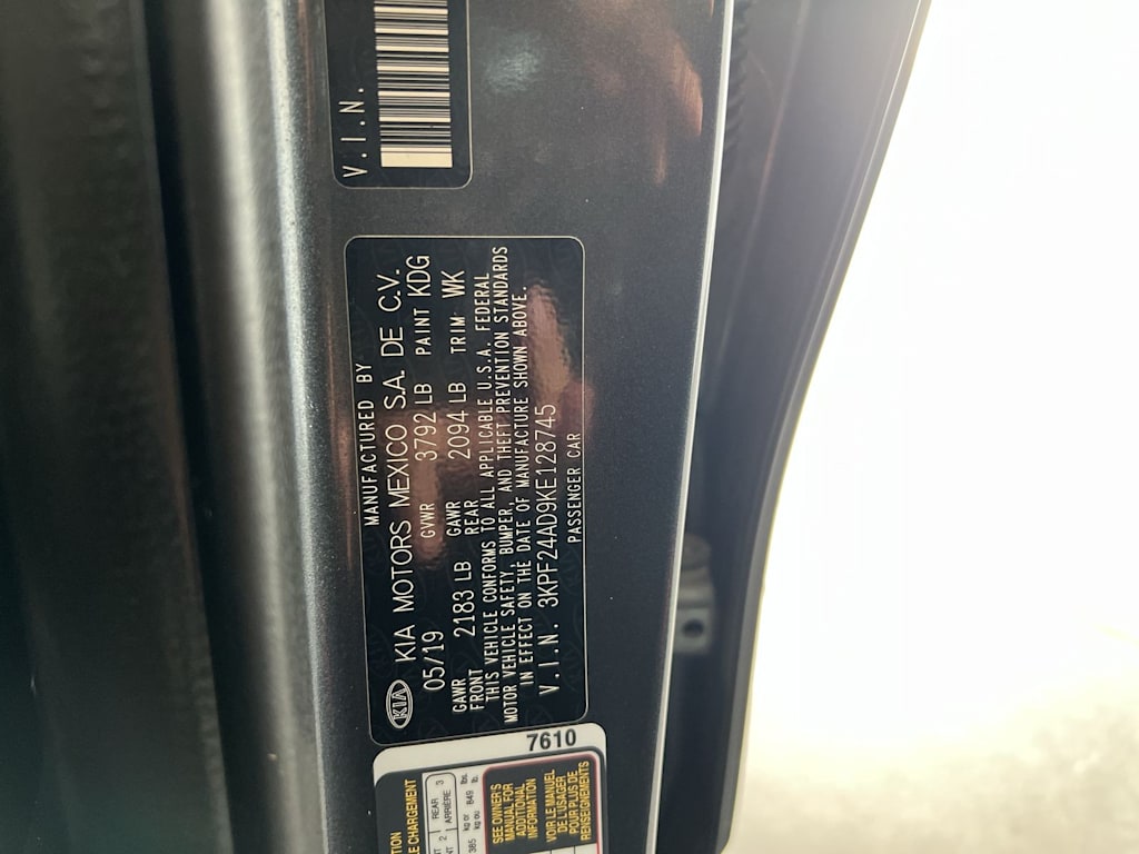 Thumbnail: 2019 Kia Forte - 18
