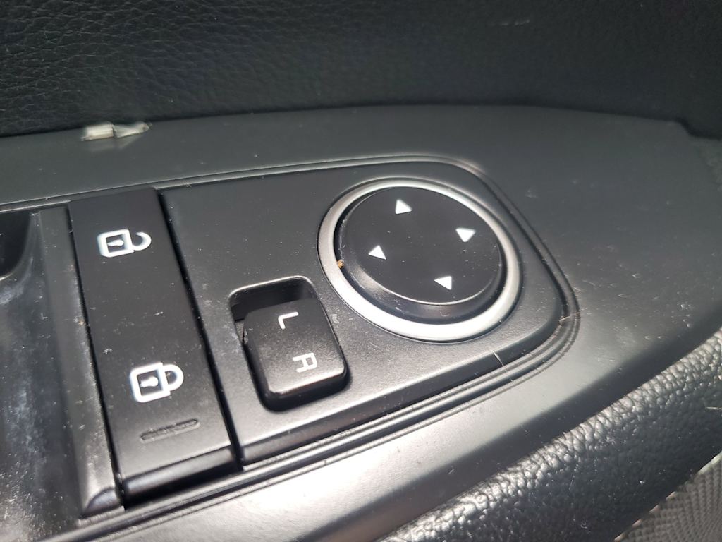 Thumbnail: 2019 Kia Forte - 26