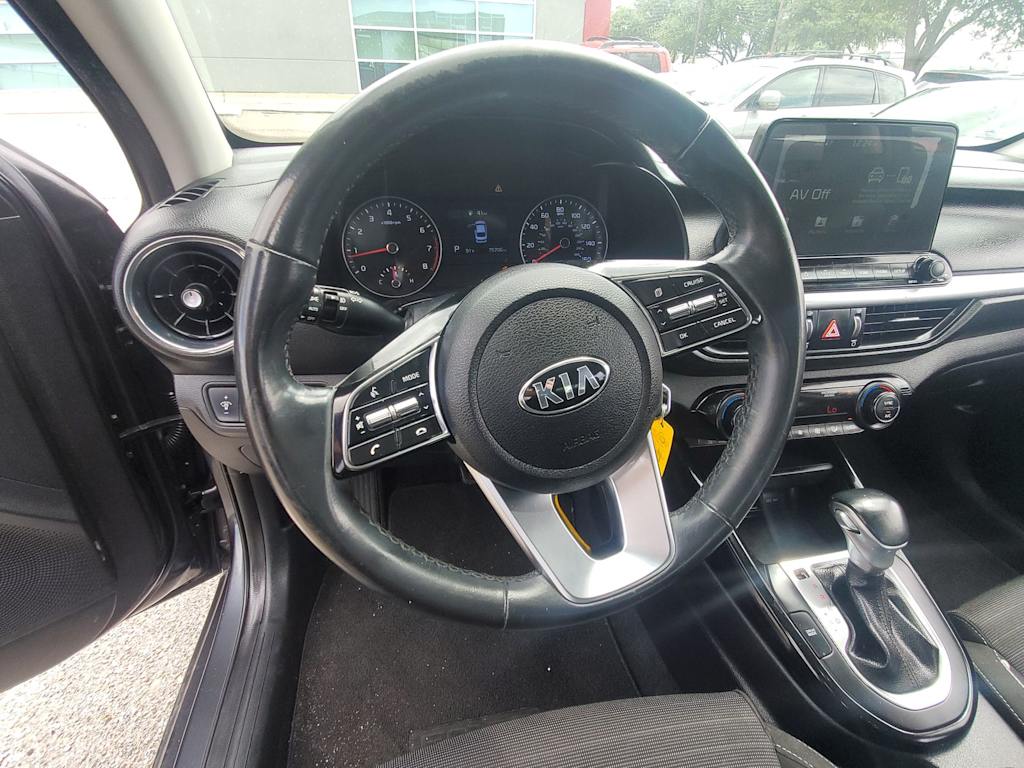 Thumbnail: 2019 Kia Forte - 10
