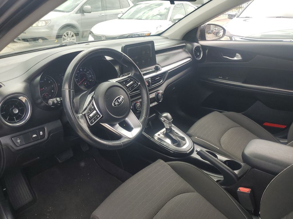 Thumbnail: 2019 Kia Forte - 2