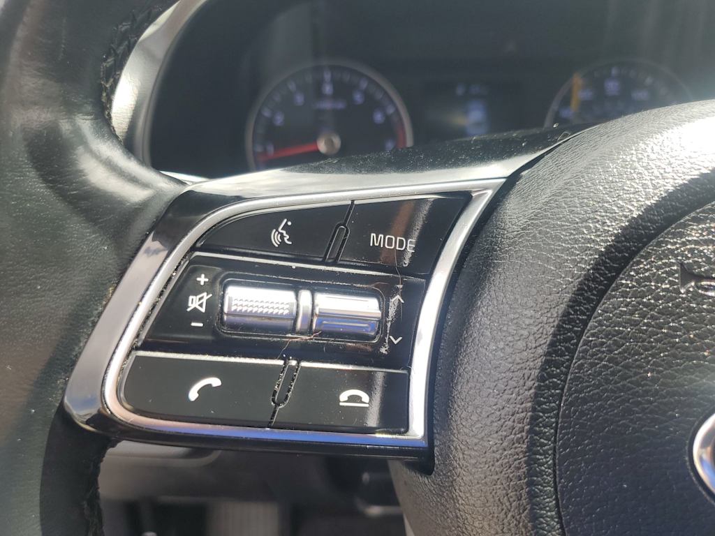 Thumbnail: 2019 Kia Forte - 23