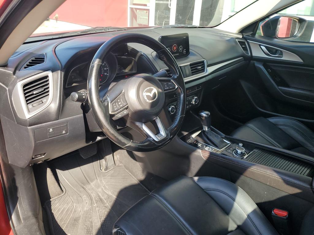 Thumbnail: 2018 Mazda Mazda3 - 2