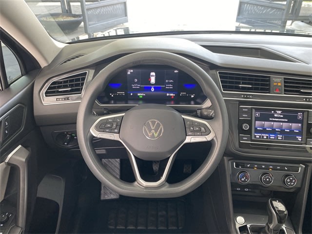 2022 Volkswagen Tiguan S 13