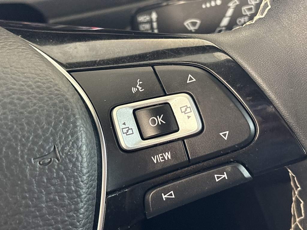 Thumbnail: 2021 Volkswagen Tiguan - 31