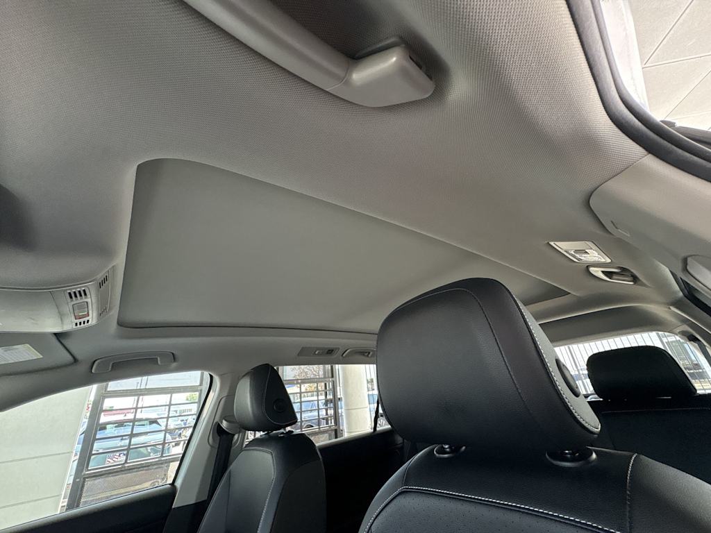 Thumbnail: 2021 Volkswagen Tiguan - 25