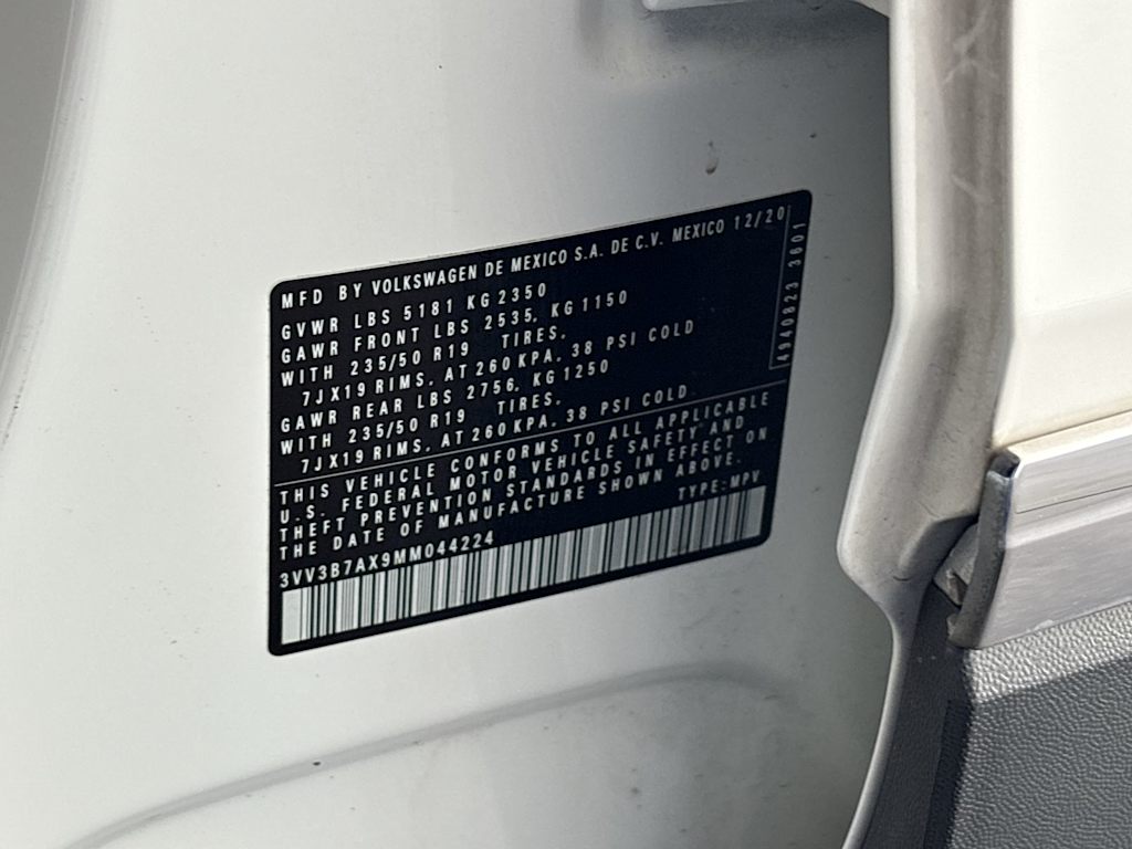 Thumbnail: 2021 Volkswagen Tiguan - 19