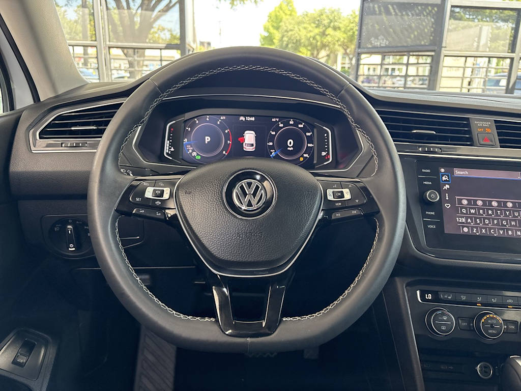 Thumbnail: 2021 Volkswagen Tiguan - 13