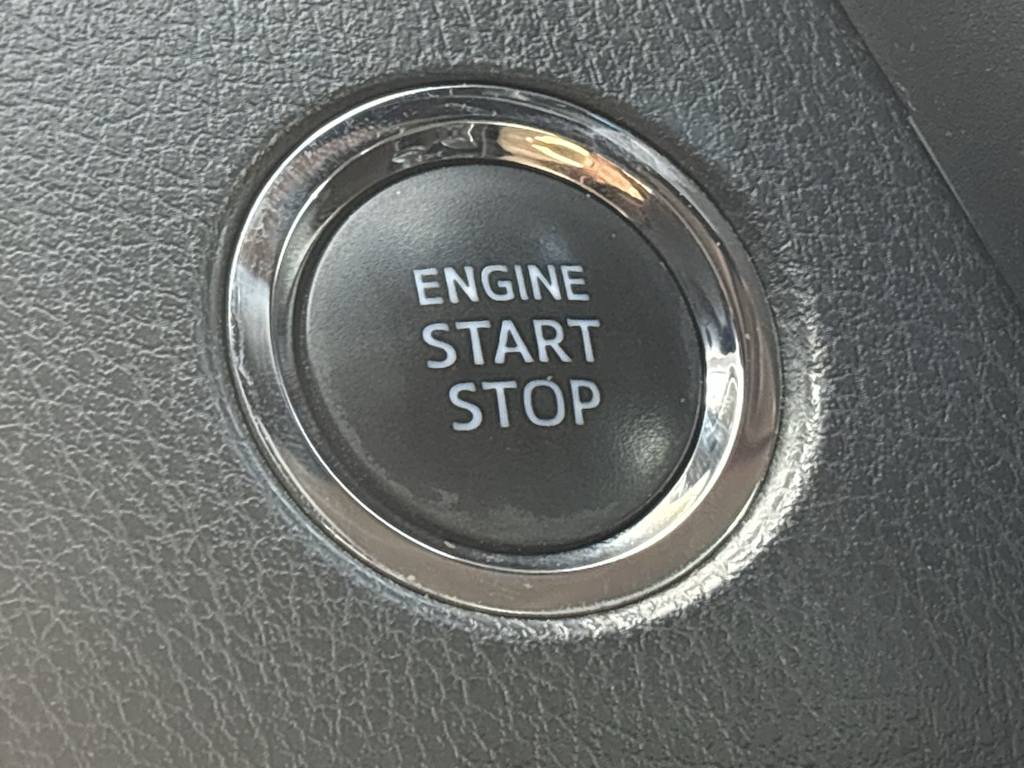 Thumbnail: 2018 Toyota Camry - 22