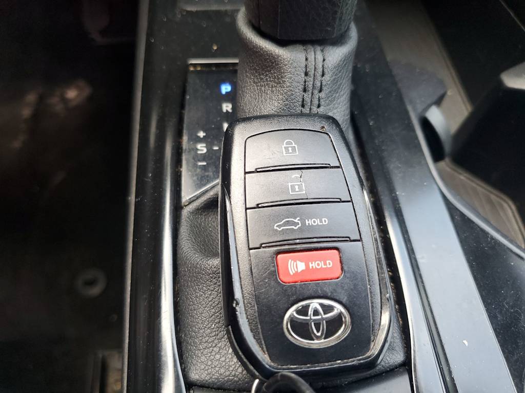 Thumbnail: 2025 Toyota Camry - 27