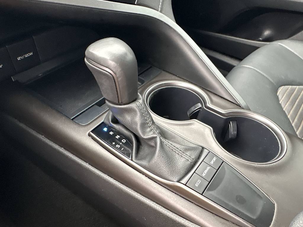 Thumbnail: 2024 Toyota Camry - 11