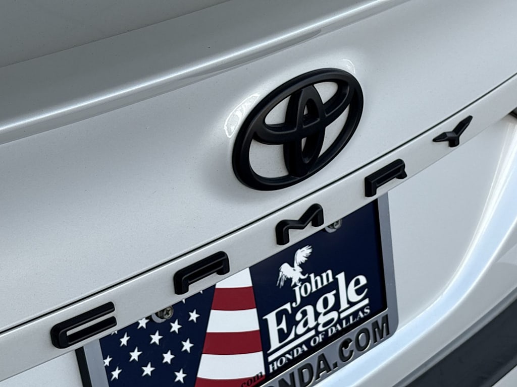 Thumbnail: 2022 Toyota Camry - 7