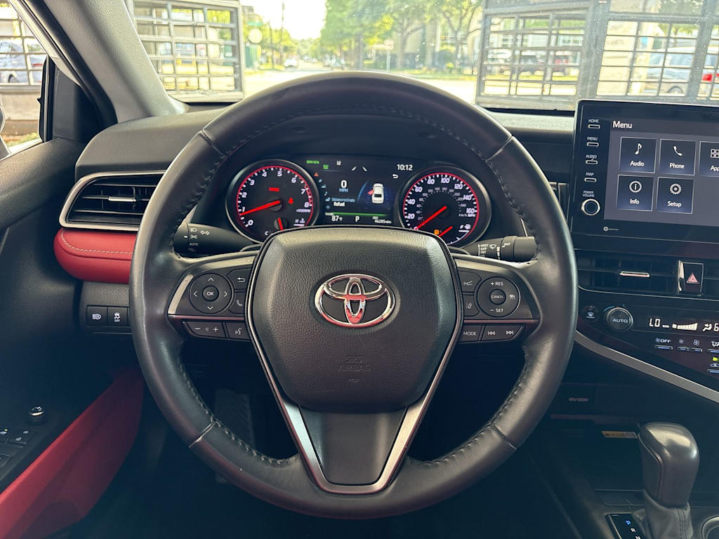 Thumbnail: 2022 Toyota Camry - 13