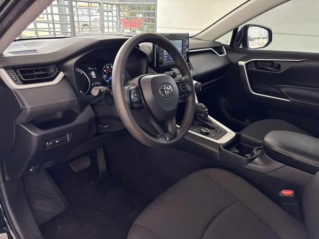 Thumbnail: 2020 Toyota RAV4 - 2