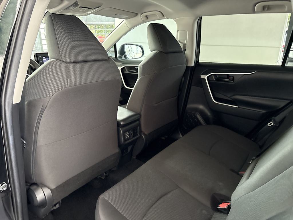 Thumbnail: 2020 Toyota RAV4 - 12
