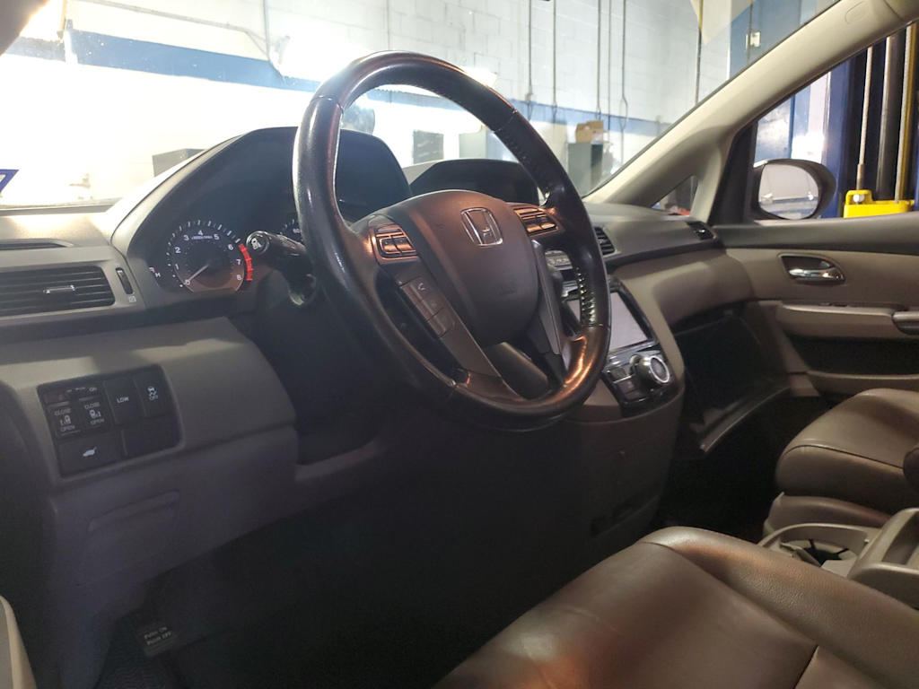 Thumbnail: 2014 Honda Odyssey - 2