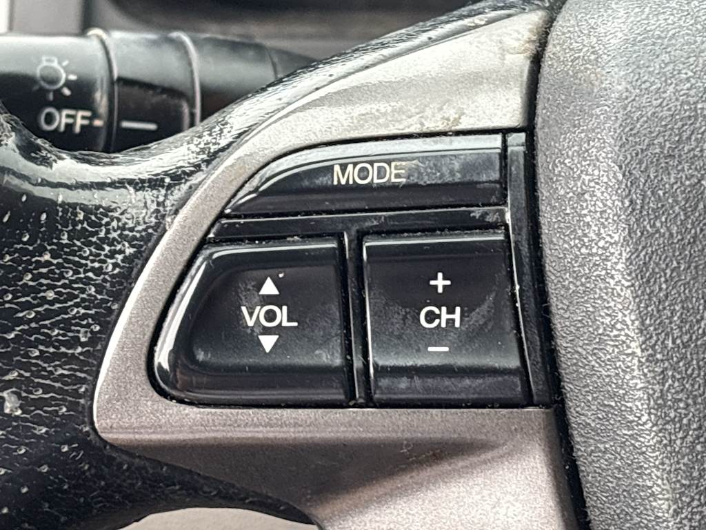 Thumbnail: 2014 Honda Odyssey - 17