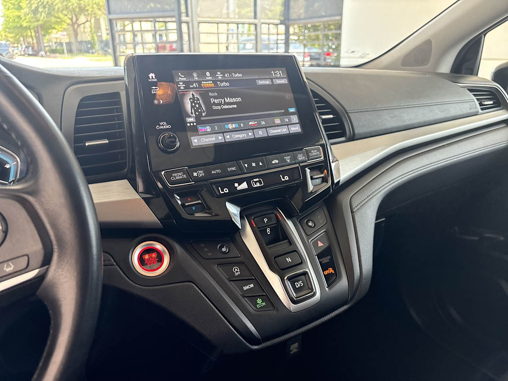 Thumbnail: 2023 Honda Odyssey - 14