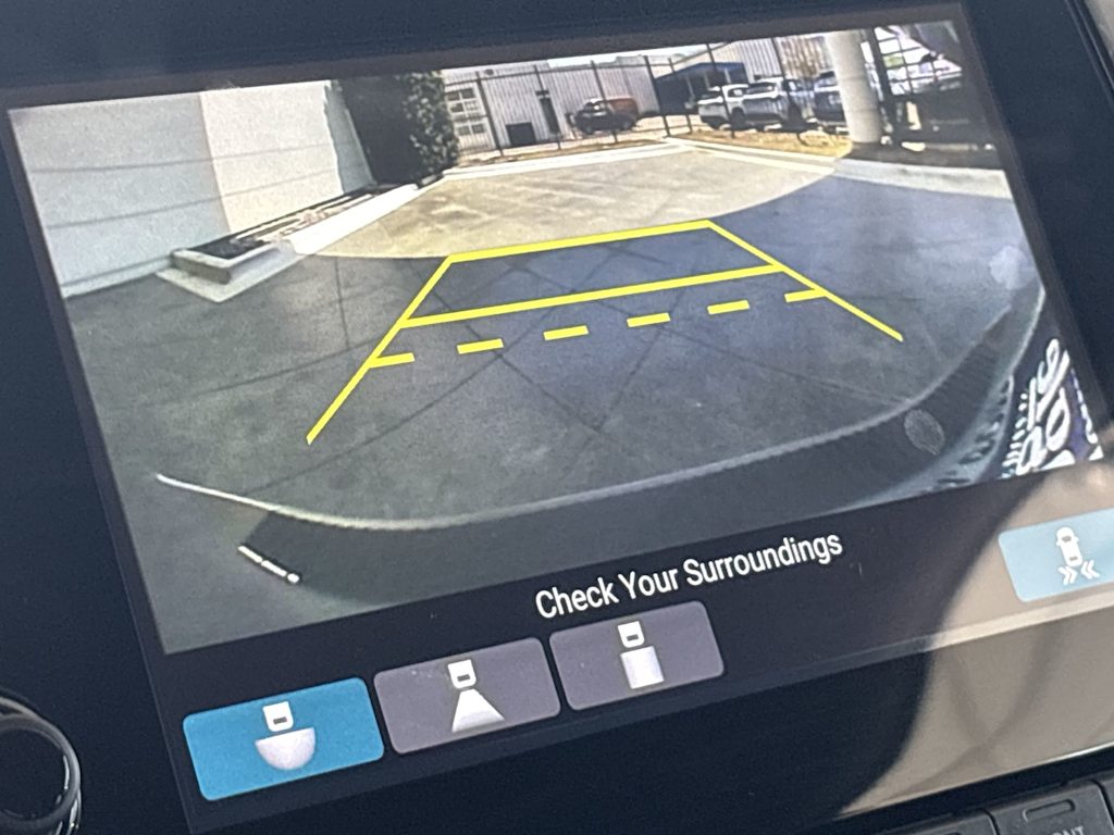 Thumbnail: 2023 Honda Odyssey - 30